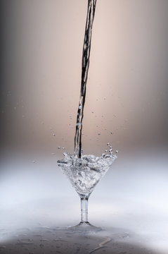 cold splashing water drink