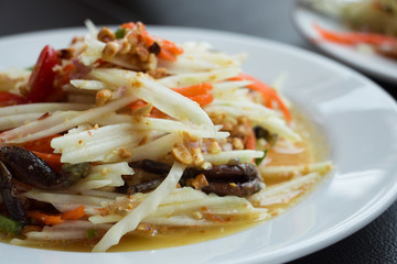 thai somtum with crab