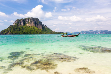 Fototapeta na wymiar Idyllic island in Krabi in South Thailand