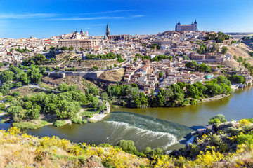 Fototapeta na wymiar Alcazar Medieval City Tagus River Toledo Spain