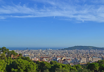 Fototapeta na wymiar views of Barcelona from Parc Guell