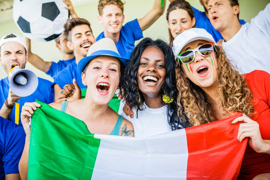 Italian Female Supporters, Soccer Championship