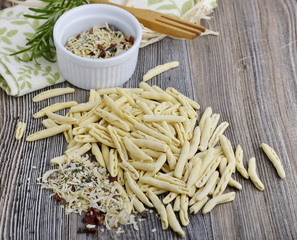 Pasta with Herbs and Spices