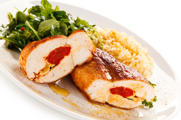 Stuffed chicken fillets and vegetables