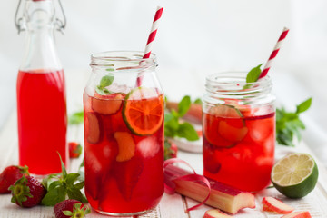 Fototapeta na wymiar strawberry,lime and rhubarb lemonade