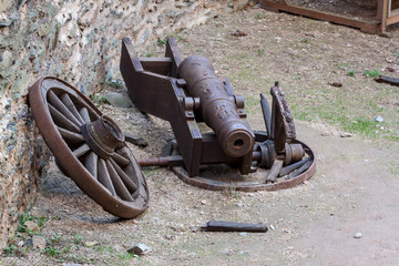 CANNON IN BOLKOW CASTLE © Marek Durajczyk