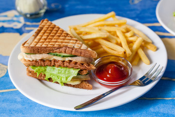 Sandwich on plate and fried
