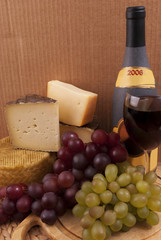 Wine,grape,cheese