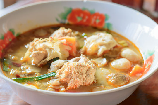 Spicy fish eggs soup