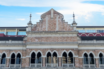 Fototapeta na wymiar Wall of Sultan Abdul Samad building in Kuala Lumpur, Malaysia
