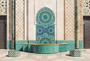 The roof of corridor in Grand Mosque of Hassan II - obrazy, fototapety, plakaty