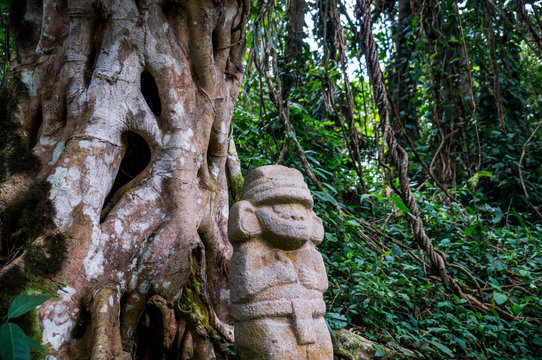 Statue in the rainforest in San Agustin