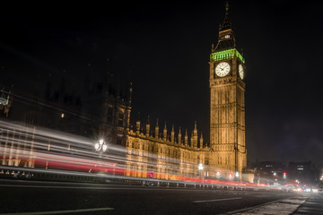 Fototapeta na wymiar The Houses of Parliament and Elizabeth tower housing the Big Ben