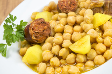 Detalle de cocido madrileño