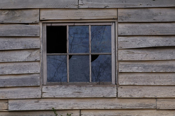 古い窓