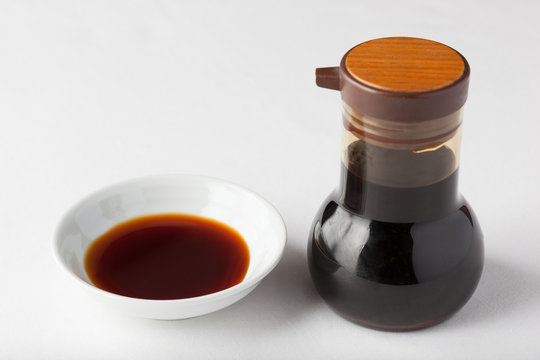 醤油　日本の伝統調味料