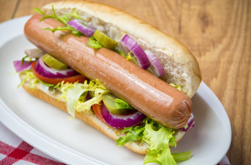 Salchicha en bocadillo