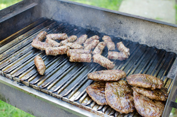 Meat grill, barbecue