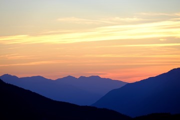 Fototapeta na wymiar Sunrise over Mountains. California, USA. 