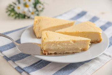 Käsekuchen mit Erdbeeren