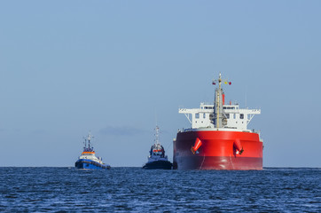 SHIP AND TUGS - STATEK I HOLOWNIKI
