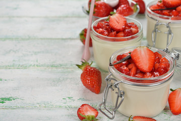 Panna cotta with strawberries