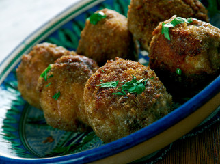 Libyan cinnamon meatballs