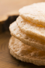 light wheat crispers