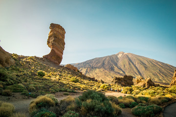 "Roque Cinchado" and Volcano "Teide"  at Tenerife, Canary Islands © Neissl