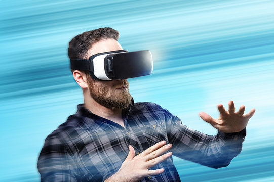 Virtual Reality Glasses