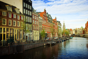 Fototapeta na wymiar canals of Amsterdam, Netherlands