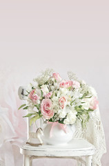 Obraz na płótnie Canvas Wedding bouquet with roses