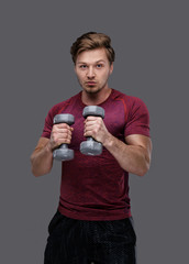 Sporty man in a red t shirt.