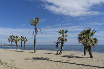 Playa de Casablanca en la costa del sol de Andalucía, Marbella