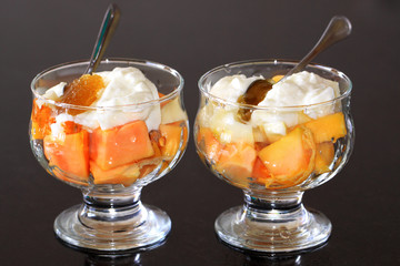 The papaya dessert (Carica papaya)