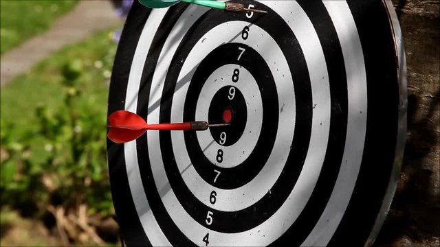 Jeu de fl&eacute;chette