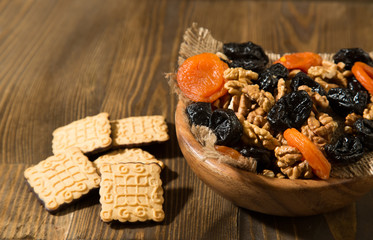 Nuts and dried fruits mix