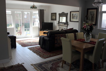 A modern contemporary living space combined with old vintage items that work well together