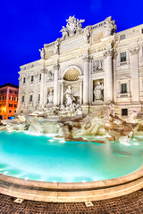 Fototapeta premium Fontana di Trevi in Rome, Italy
