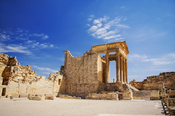 Obraz premium Dougga, Roman Ruins. Unesco World Heritage Site in Tunisia.