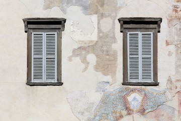 Fototapeta na wymiar Facade in the upper city and old town in Bergamo, Italy