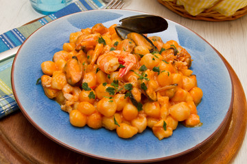 gnocchetti, al ragu' di pesce