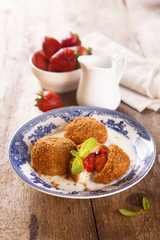 Cottage cheese balls, stuffed with strawberry