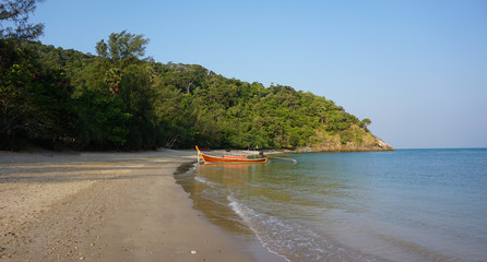 coast of ko lanta