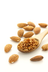 アーモンドプラリネ