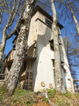 Hunting house