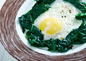 spinach with eggs