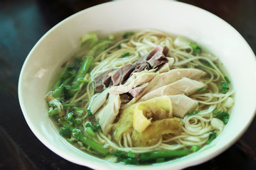 Chinese vermicelli soup with chicken recipe.