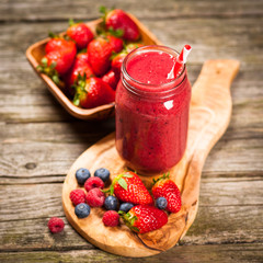Fresh berry smoothie