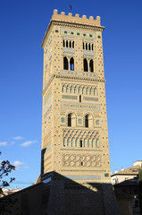 Fototapeta na wymiar Teruel, torre de la Iglesia de El Salvador